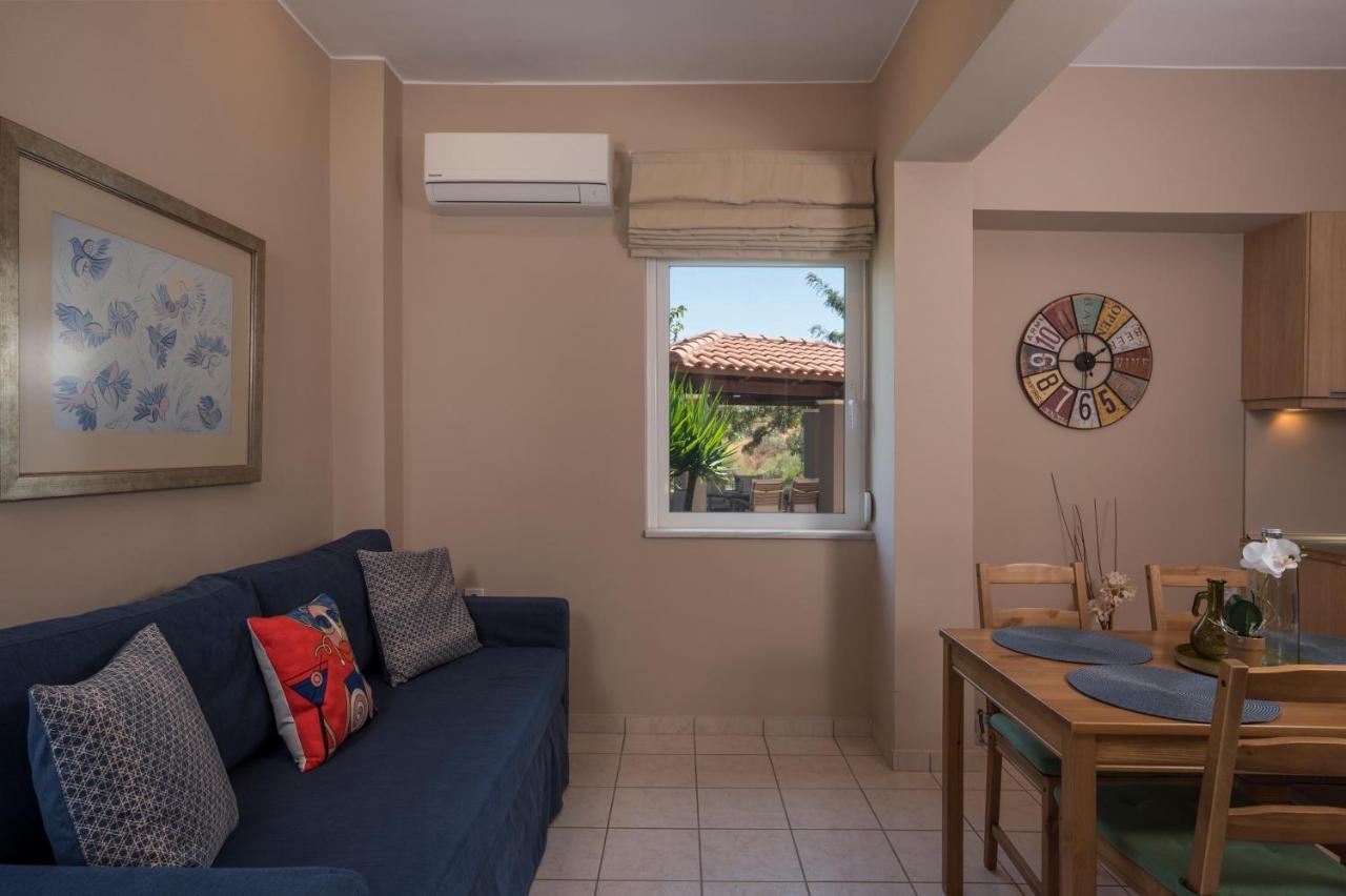 Tholos Apartments Chania  Eksteriør billede